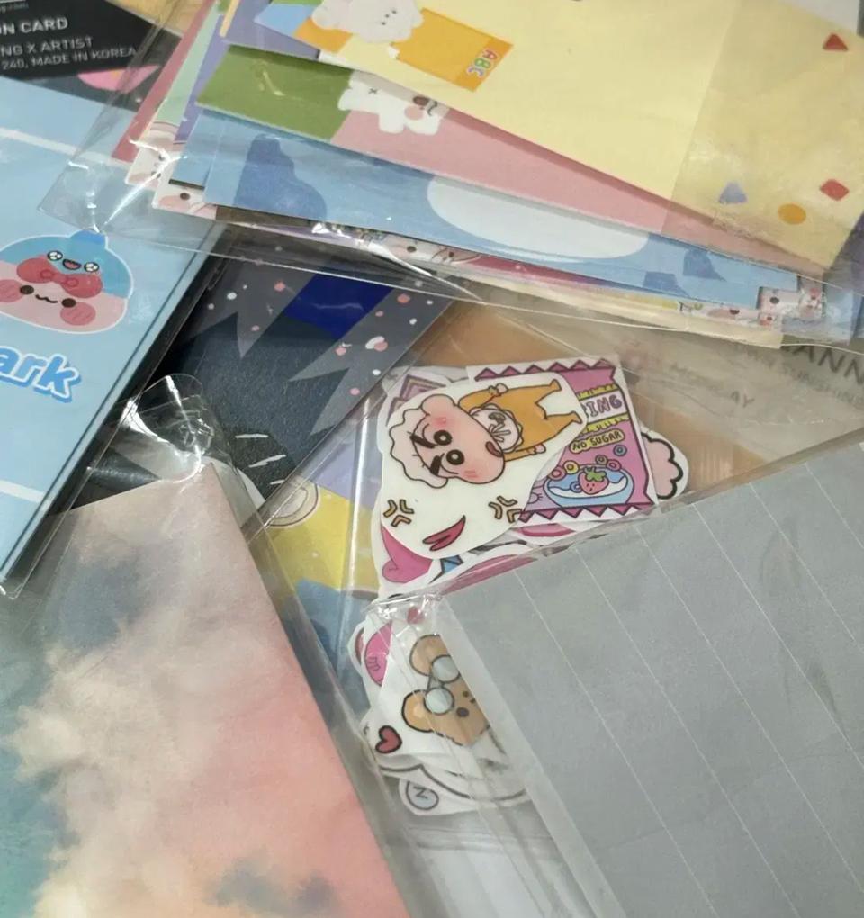 떡메, 인스, 도무송, 엽서 등등