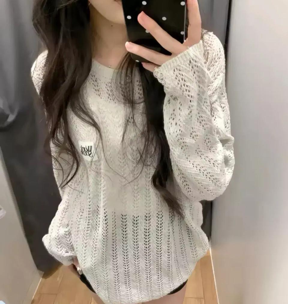 (새상품)루즈핏 그물 데미지 니트 그레이