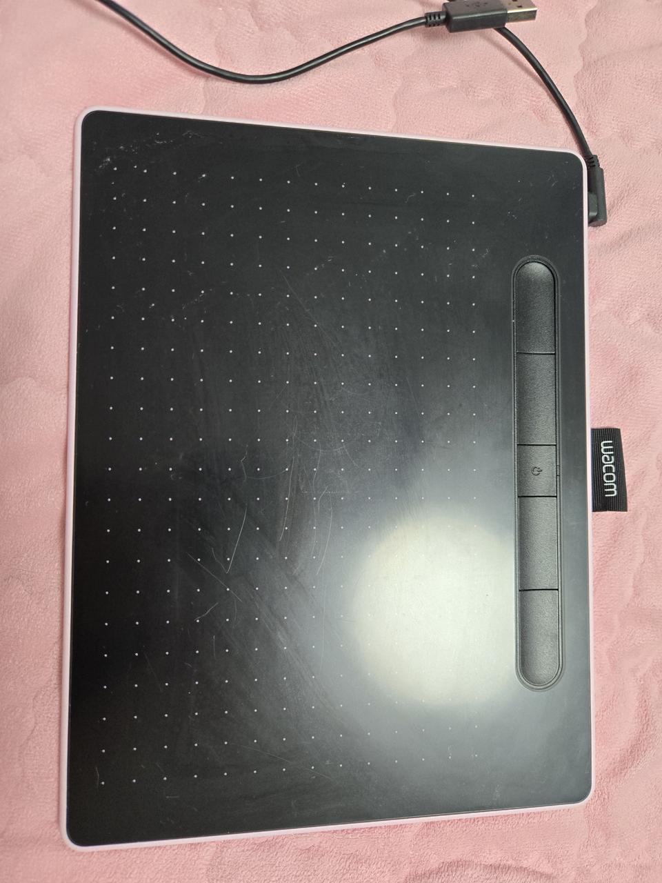 와콤 타블렛 인튜어스 ctl6100 CTL-6100WL 중형 핑크