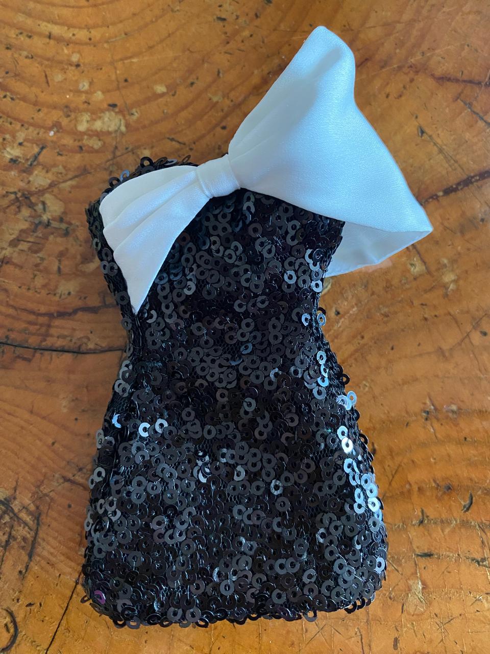 나이트 아웃 미니 드레스