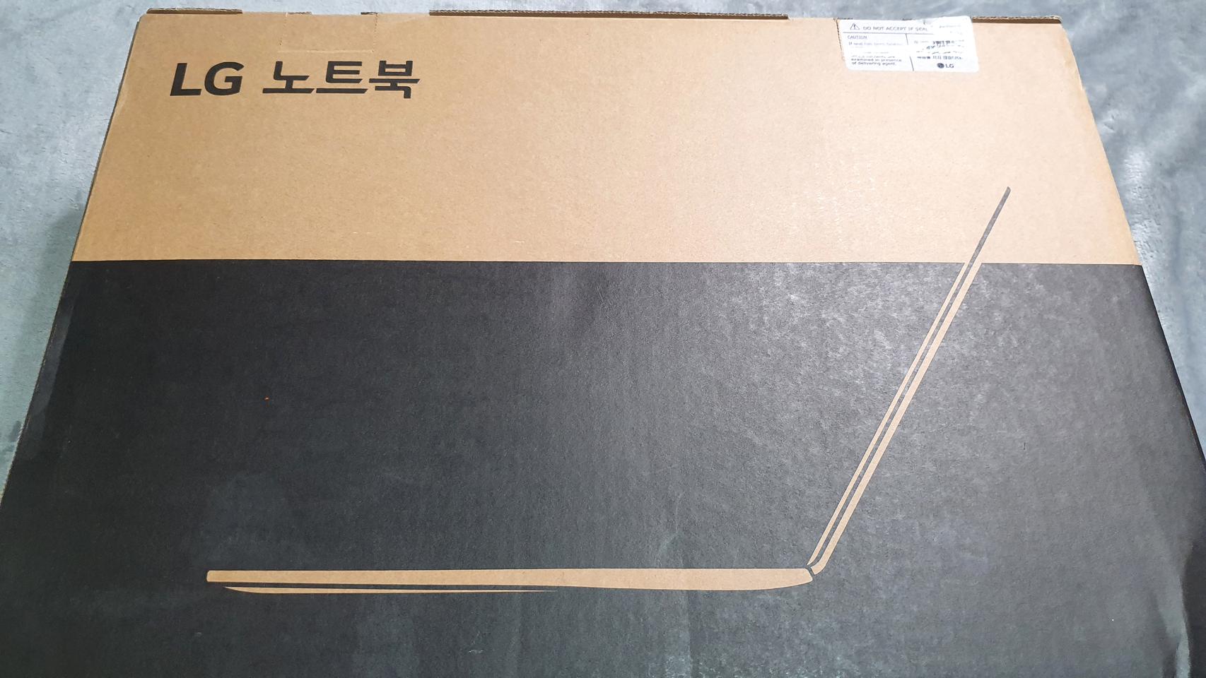 (택배비무료)풀박스 새거급 LG 노트북 팝니다