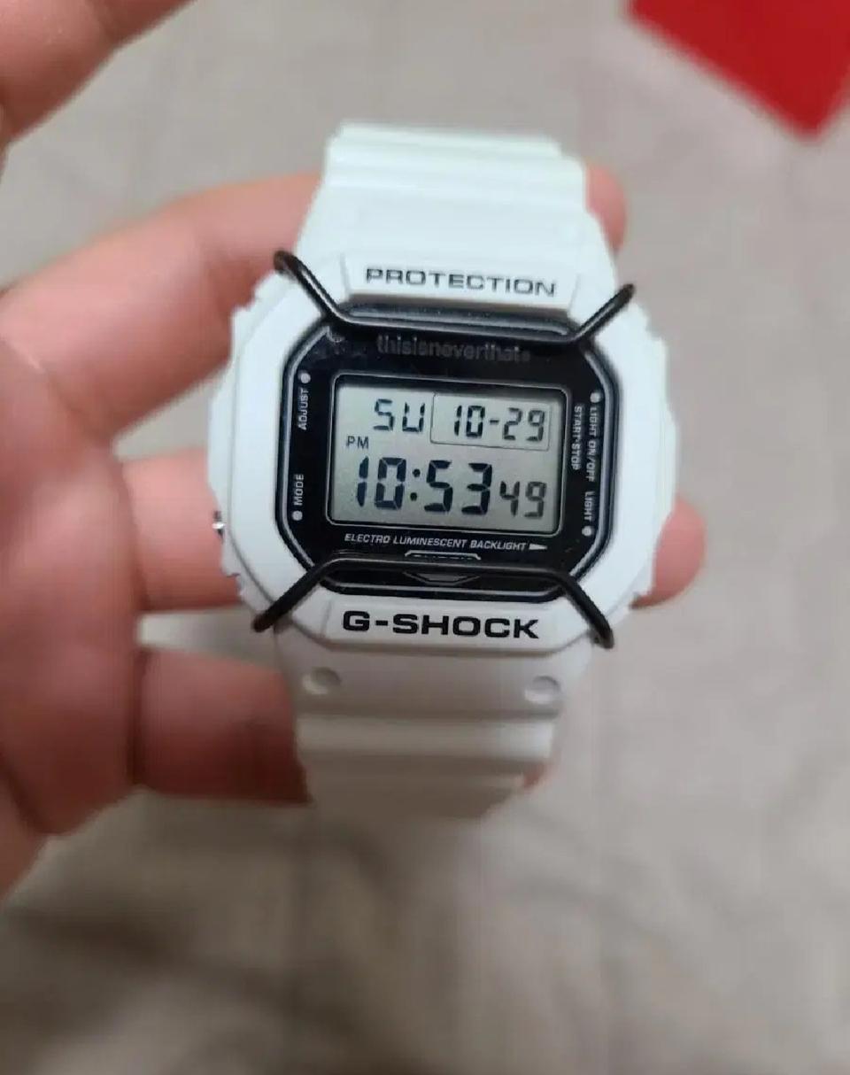 지샥 DW-5600TNT 디스이즈네버댓