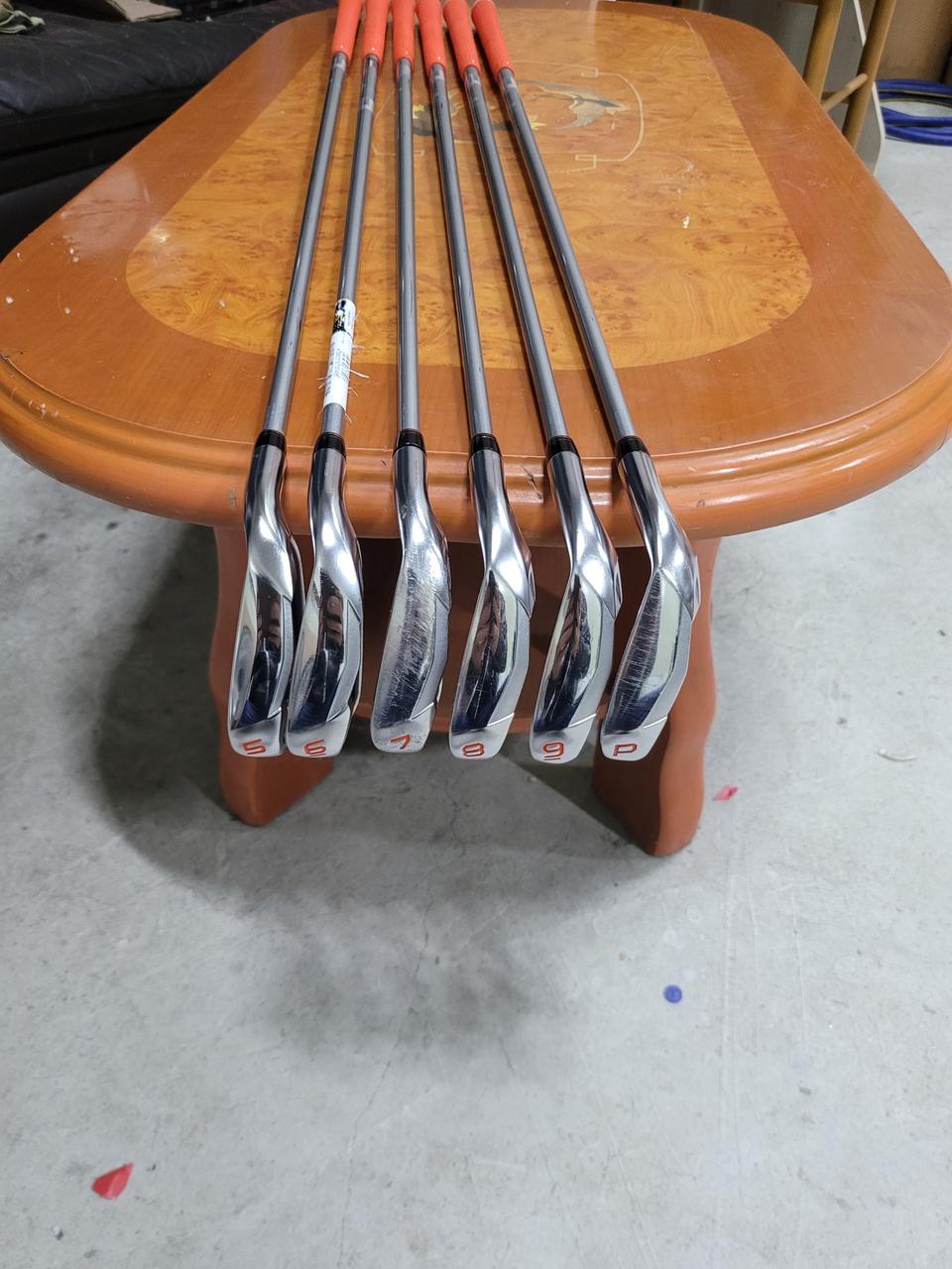 킹코브라AMP 아이언