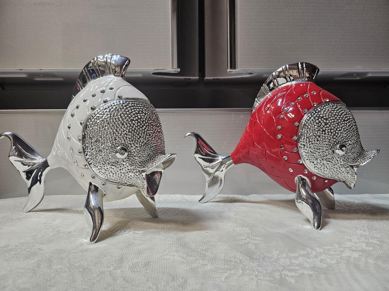 유럽 엔틱 물고기 2마리