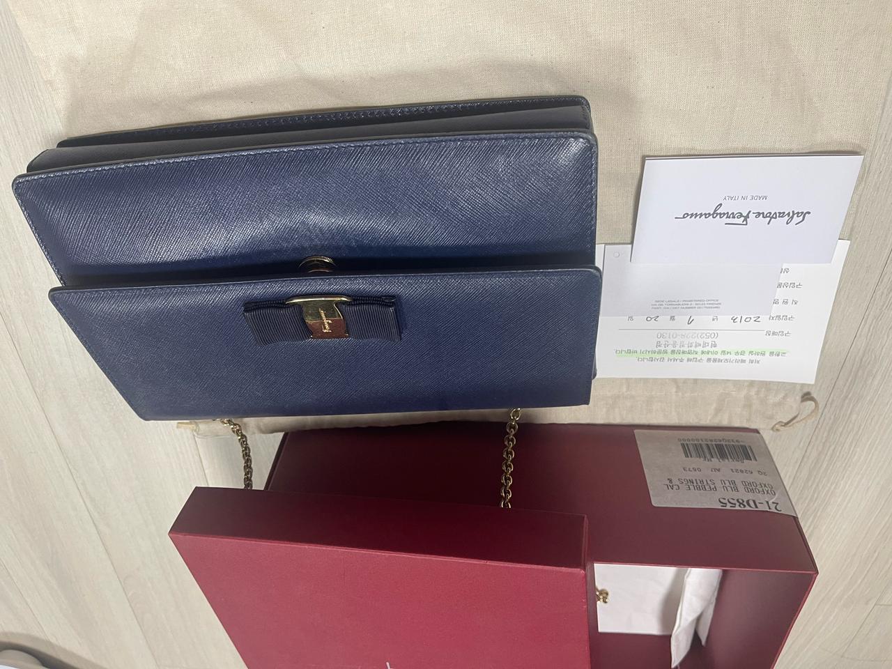 페레가모 /네이비 지니백