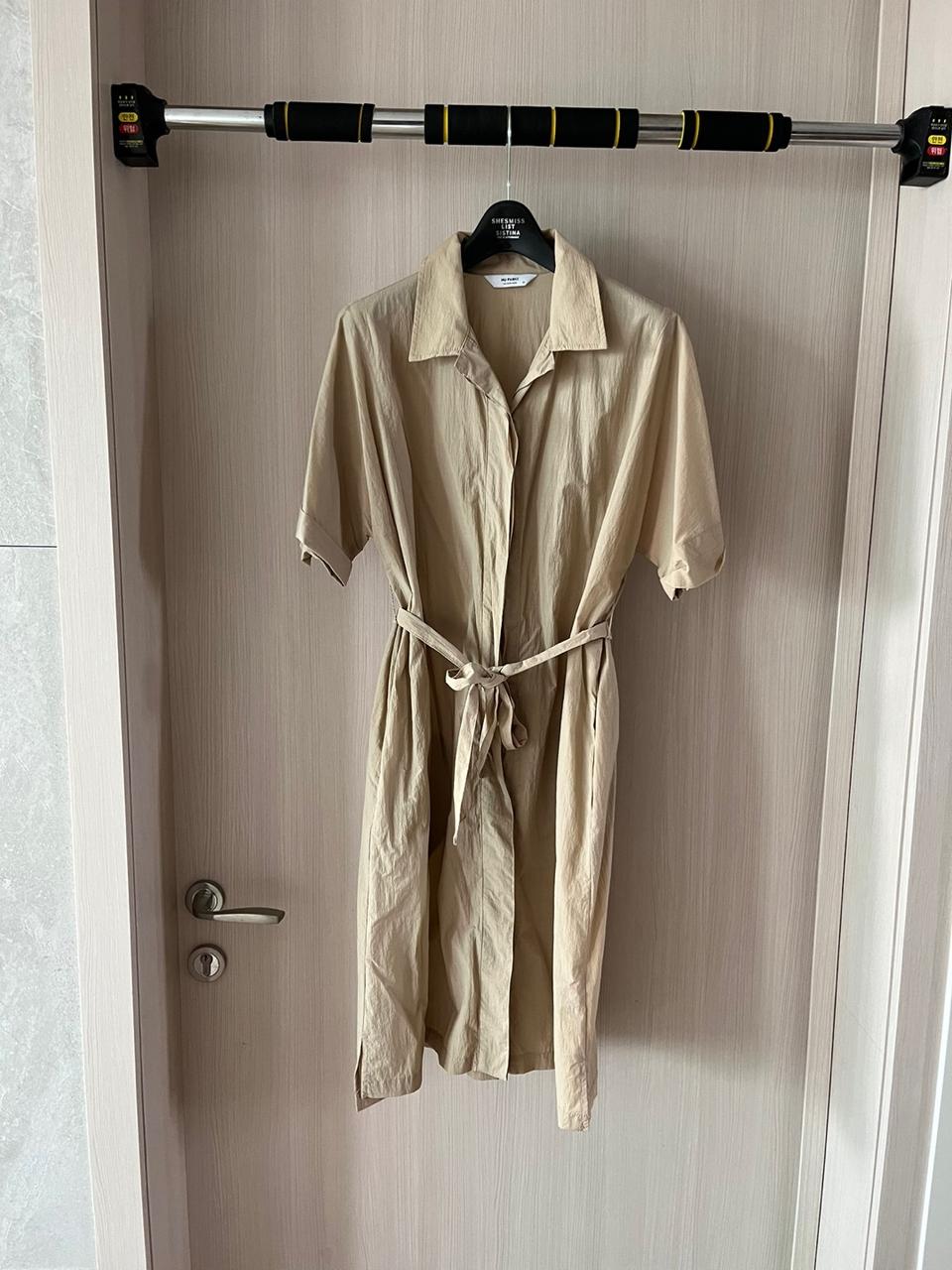 바스락 재질 원피스