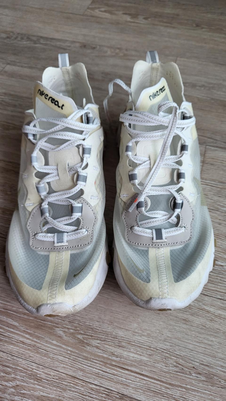 나이키 리액트 엘리먼트 250사이즈 팔아요