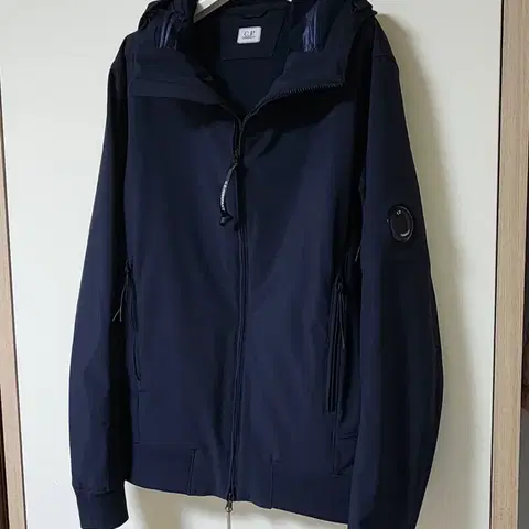 [새상품급]cp컴퍼니 렌즈 소프트쉘 네이비