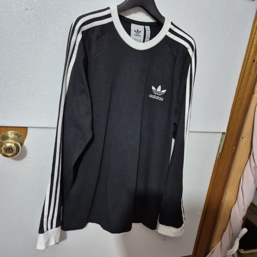 381 ) 아디다스 클래식 아디컬러 M 롱슬리브 남녀공용 티셔츠 착샷ㅇ