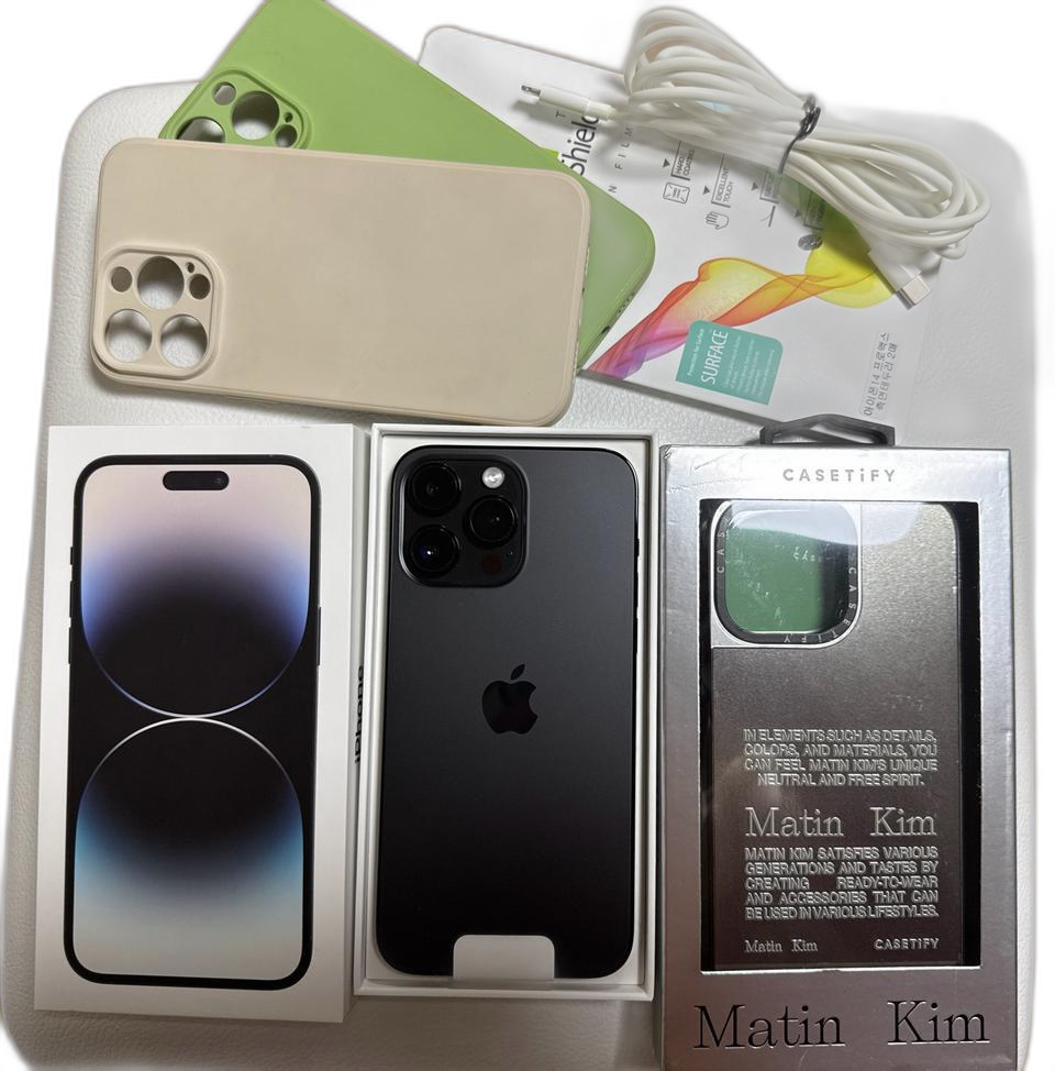 아이폰 14 프로맥스 128 스페이스 블랙 자급제 팝니다