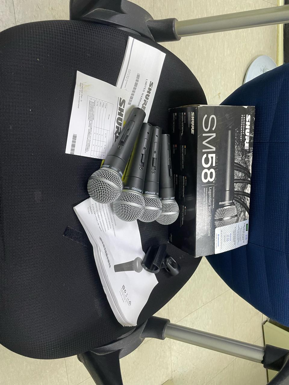 슈어 SM58 마이크 판매합니다