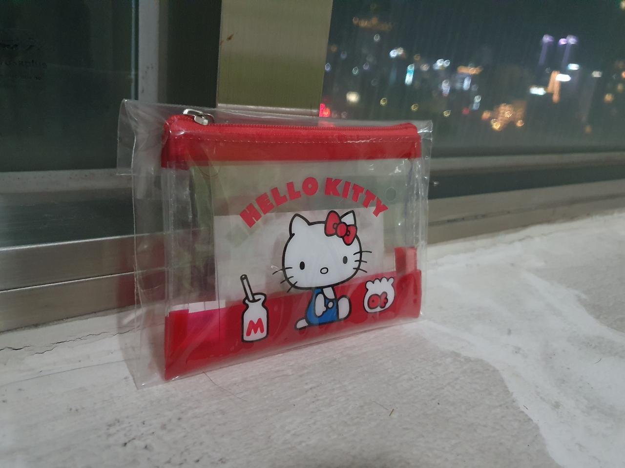 헬로키티 투명슬림파우치 최초의 헬로키티 팝니다