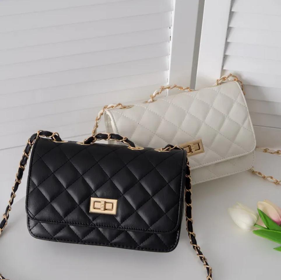 *품절대란* 화이트 체인백