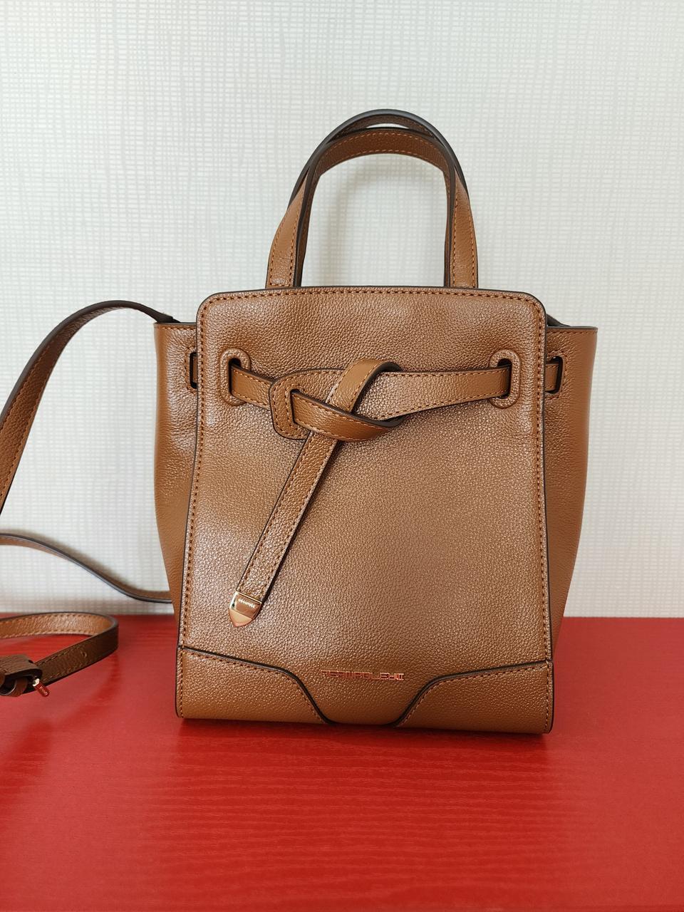 *빈폴가방.크로스백.새것.