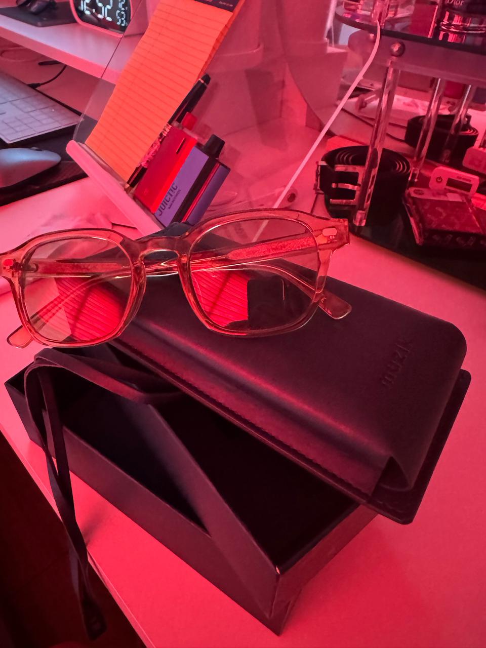 뮤지크 포브 선글라스 판매합니다.