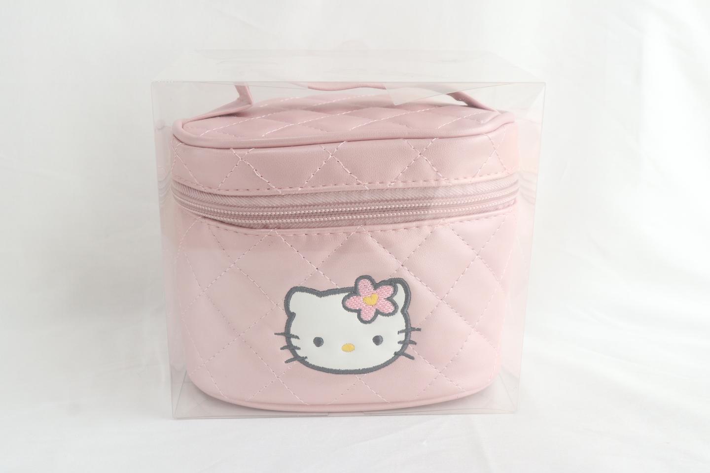 새상품)헬로키티 한정판 50주년 퀄트 원통 파우치