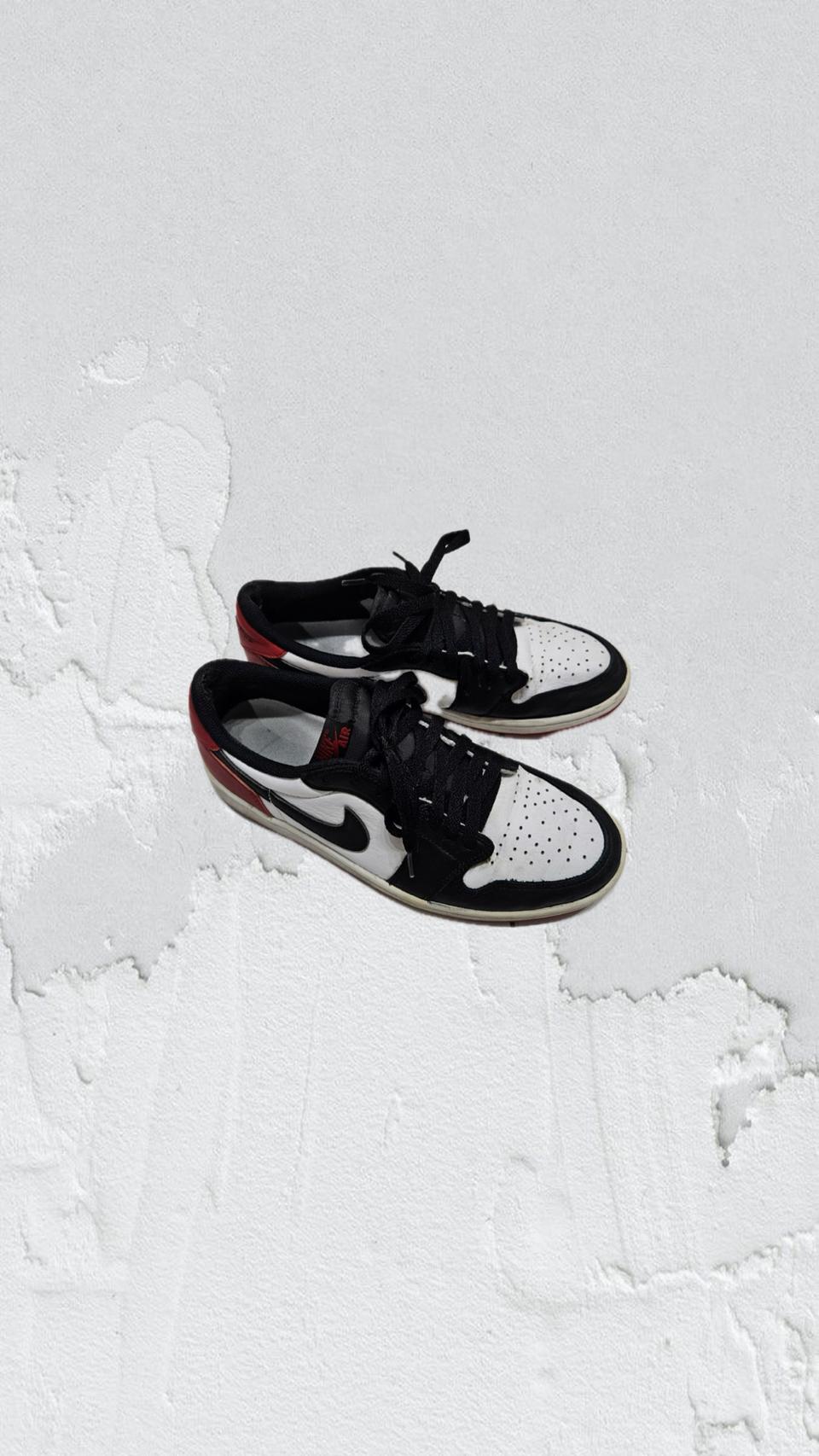 조던1 레트로 로우 OG 블랙토 운동화 280사이즈 택배비포함