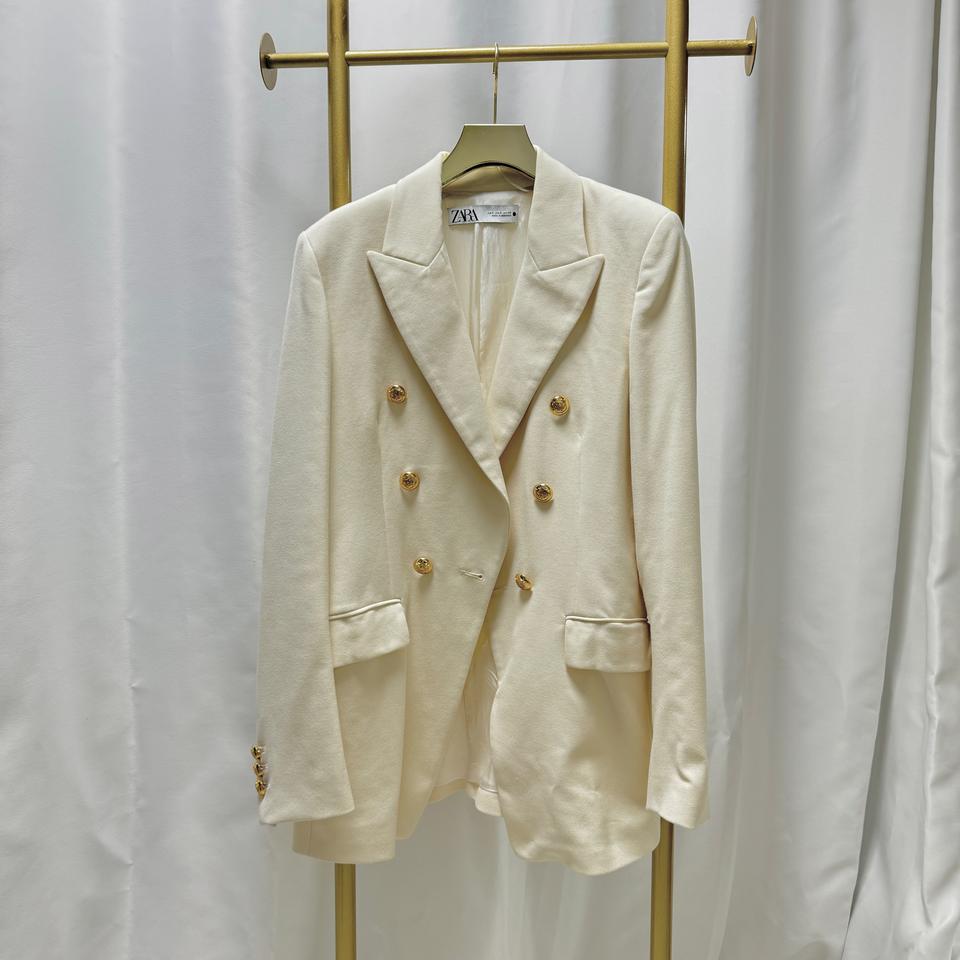 자라 아이보리 금장 자켓