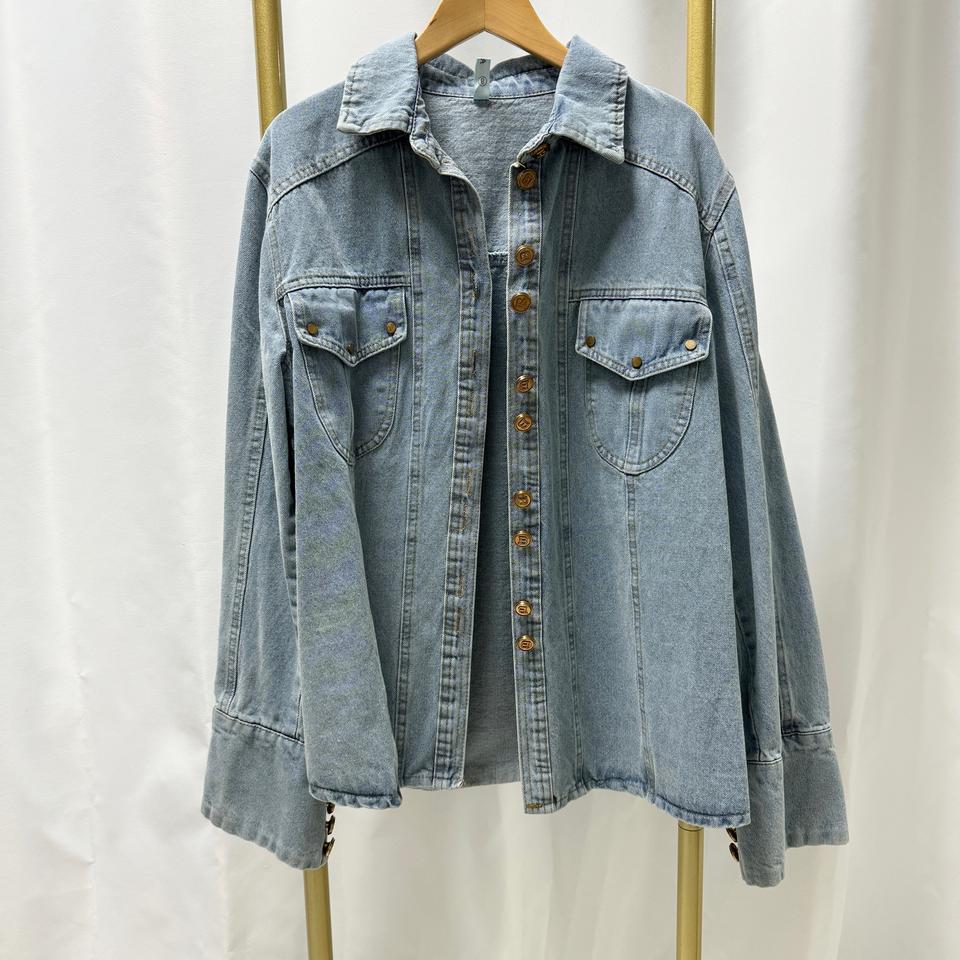 [새상품] 금장 단추 청자켓