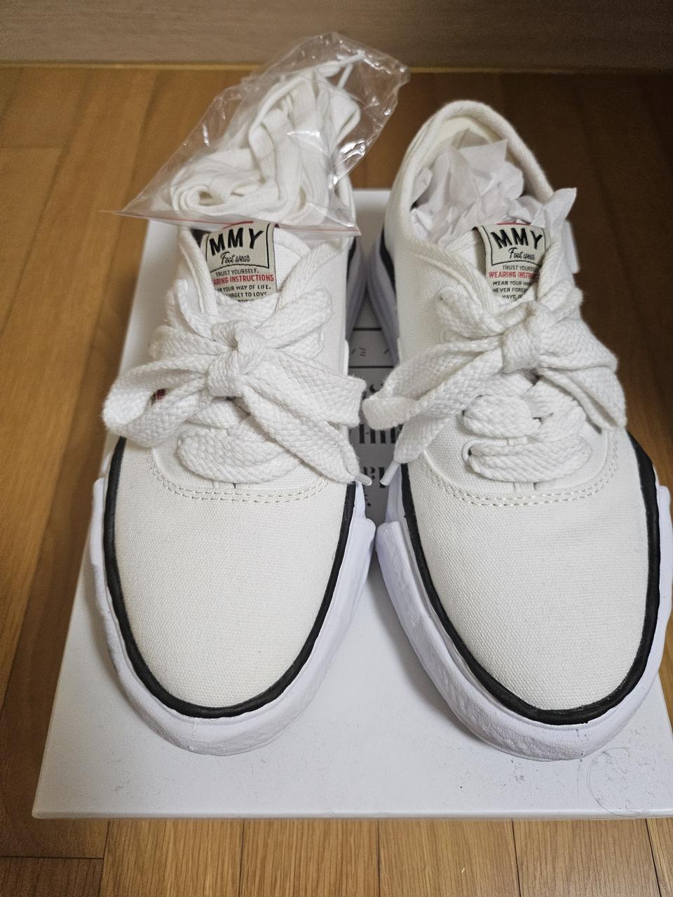 메종 미하라 야스히로 베이커 OG 솔 캔버스 로우 컷 스니커즈 화이트 4