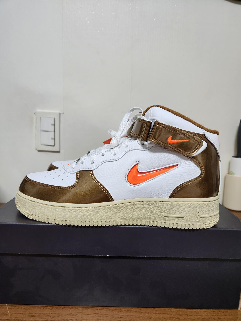 나이키 에어포스1 미드 280사이즈