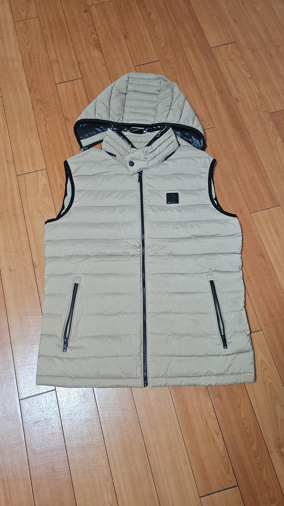 무스너클 패딩조끼