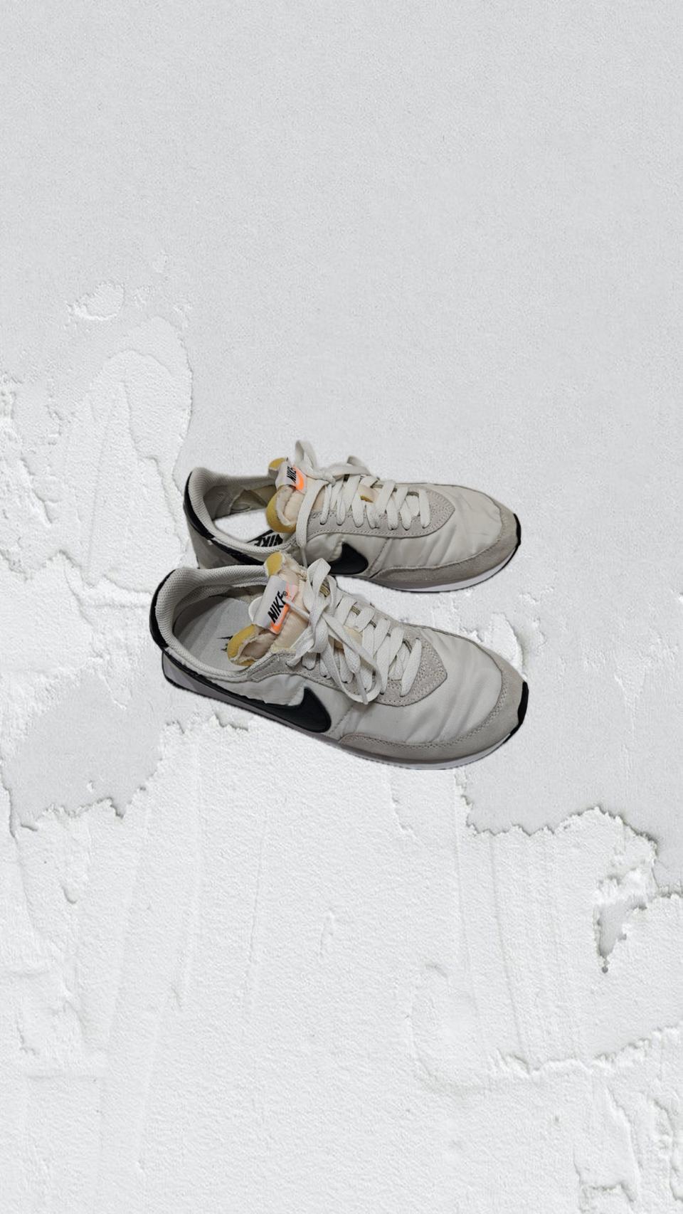 나이키 공용 운동화 250사이즈