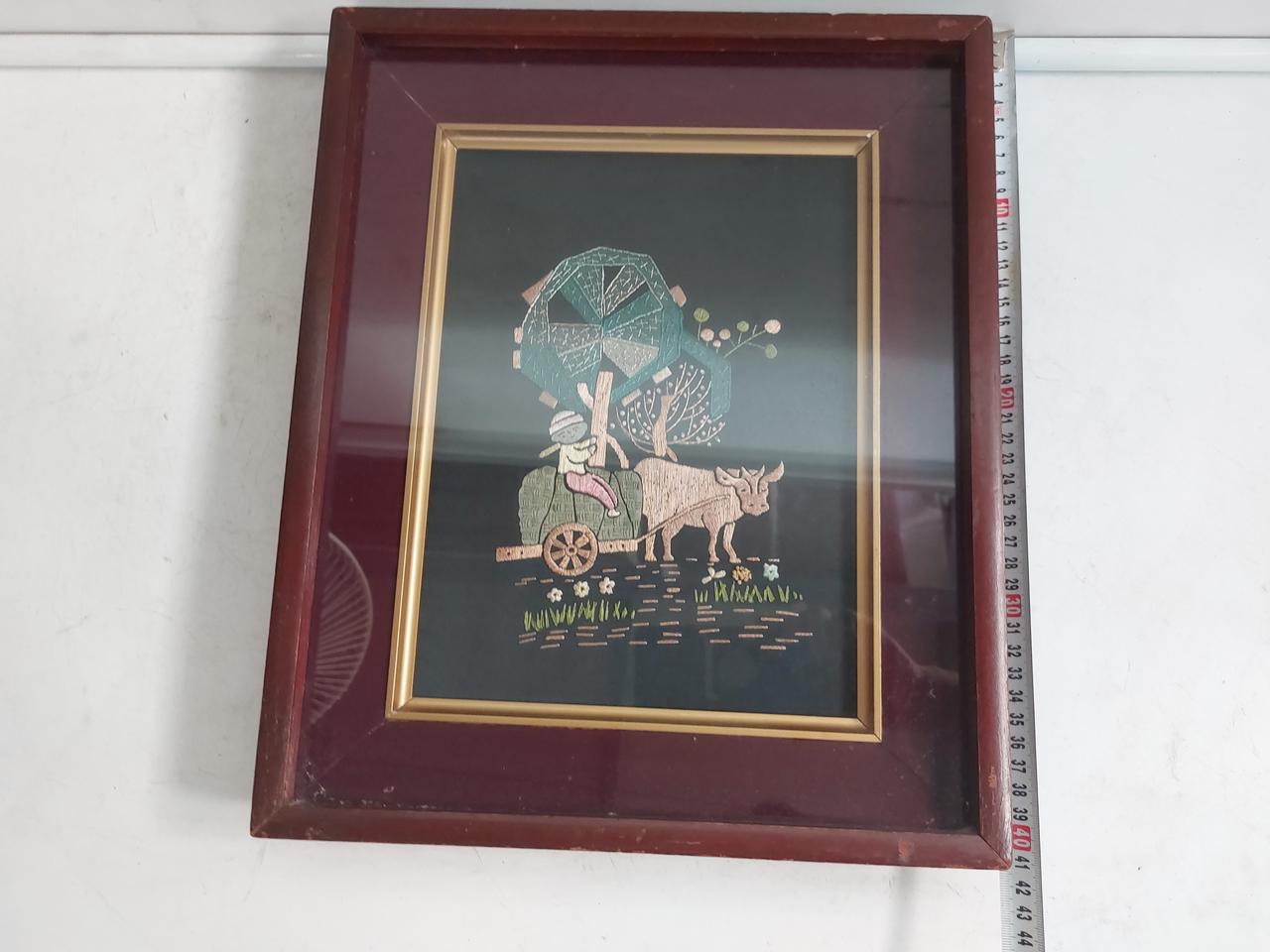 오래된  황소  수액자 -  만물당 . 근대사