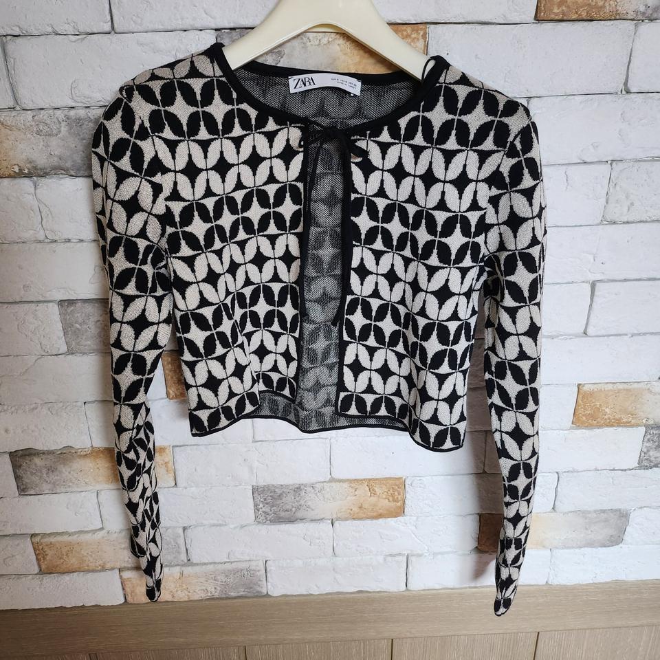 자라 크롭가디건