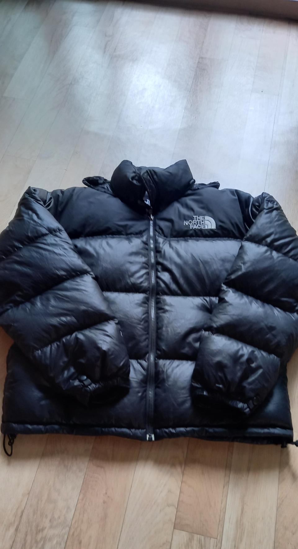 노스페이스 눕시 700구스 패딩 95 유광