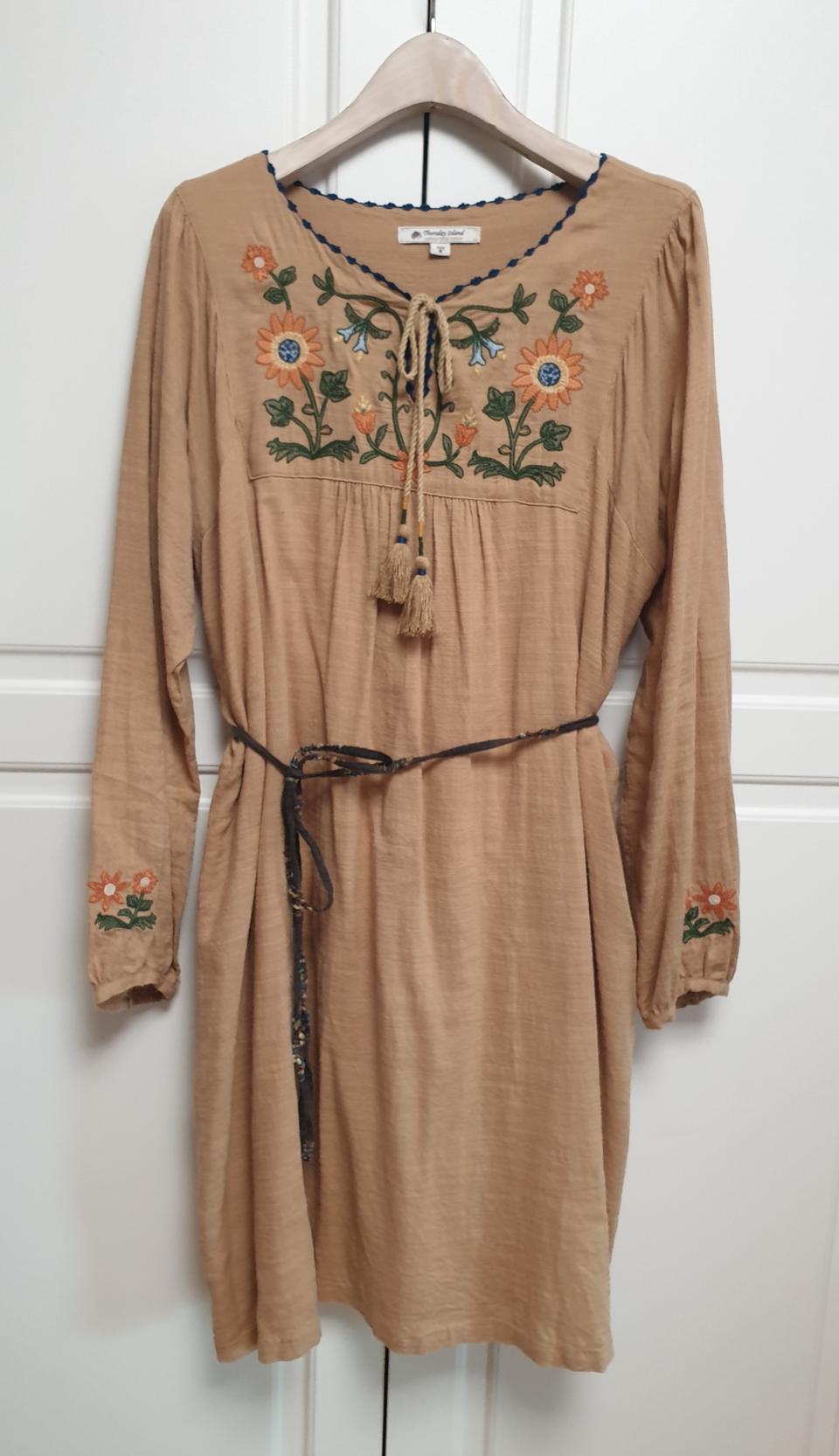 써스데이아일랜드 에스닉 원피스m