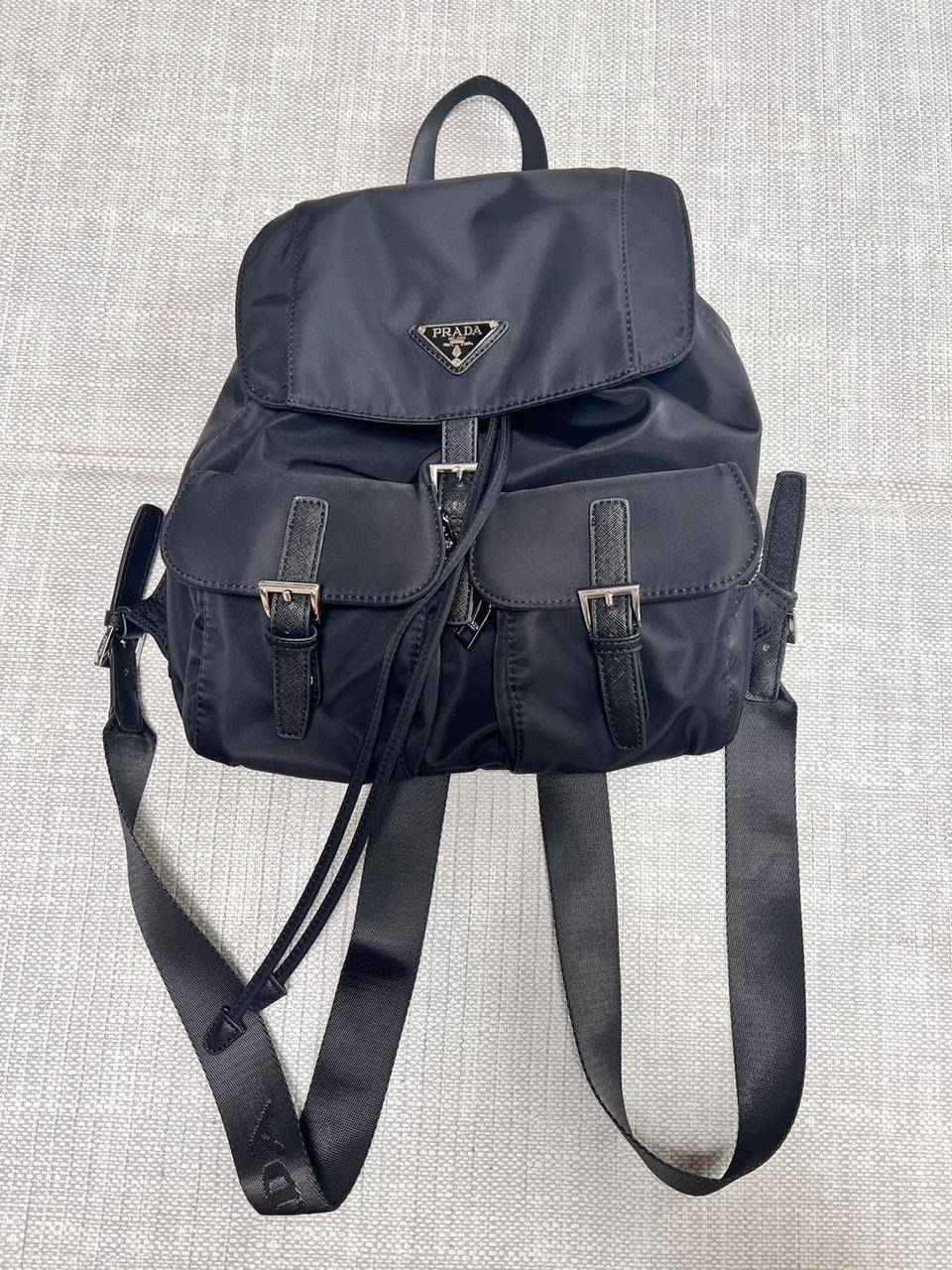 프라다 백팩