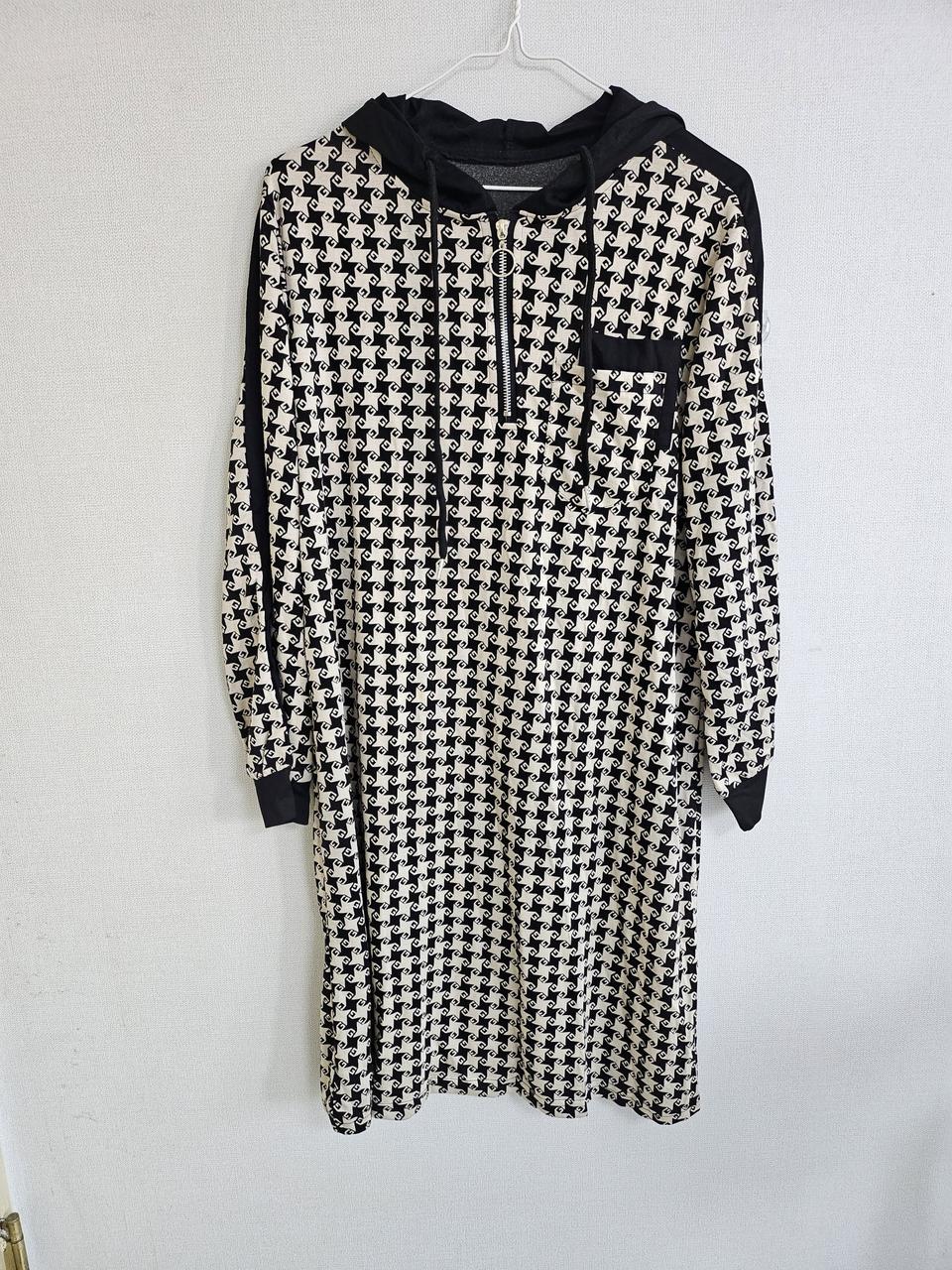 (새상품)55-77 후드 집업 원피스