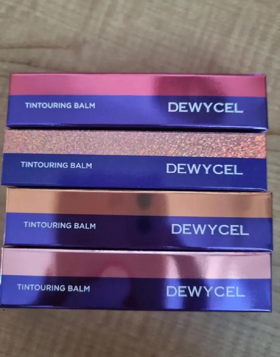 새상품 듀이셀 틴투어링밤 4종 각 12000원