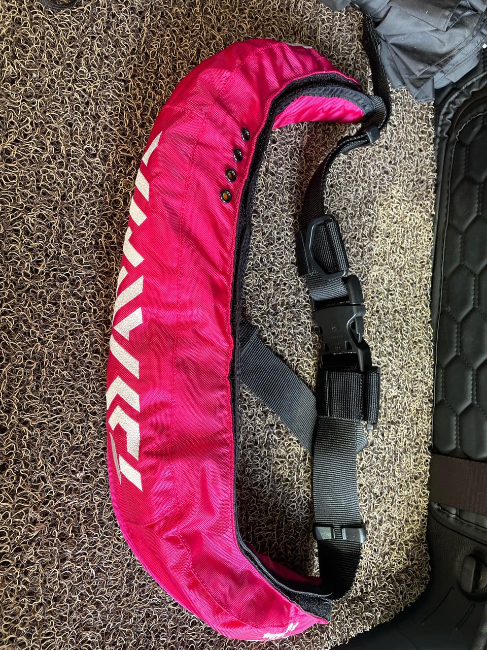 다이와 허리형 조끼