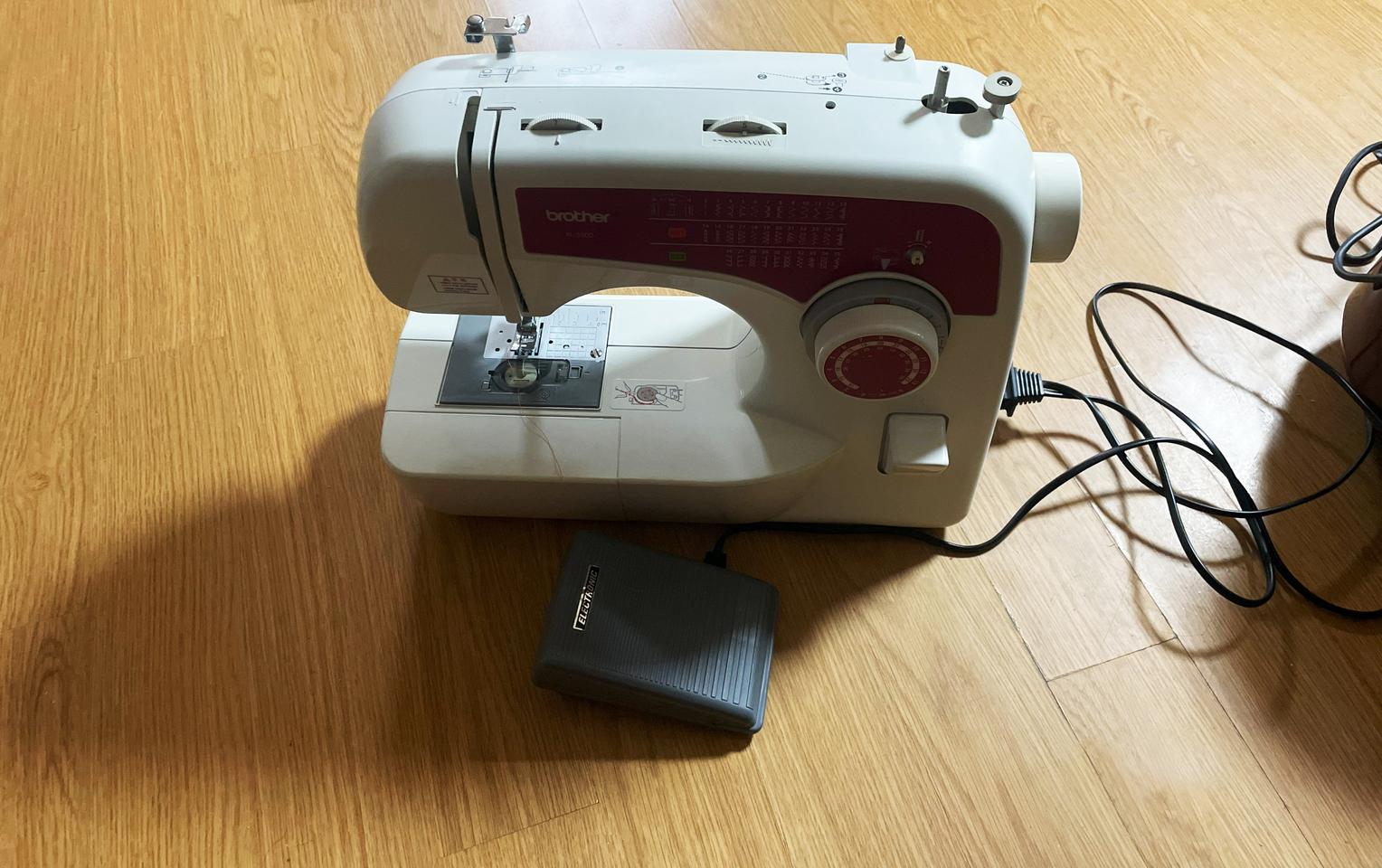 xl3500브라더 미싱 팝니다