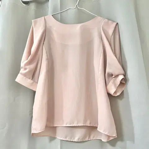 여름 핑크 블라우스 (교신 가능)