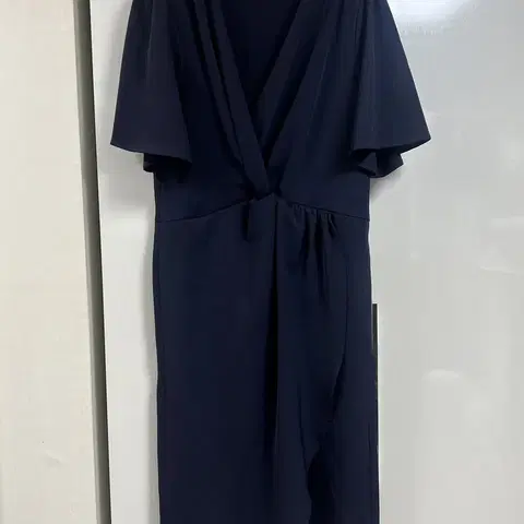 셔링 네이비 원피스 (교신 가능)