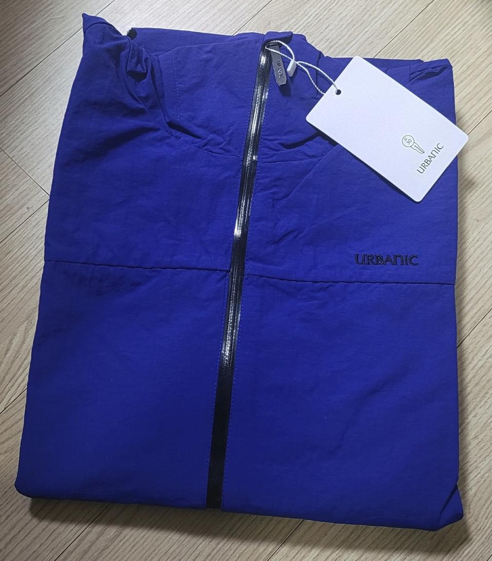 새상품 얼바닉30 바람막이 블루S