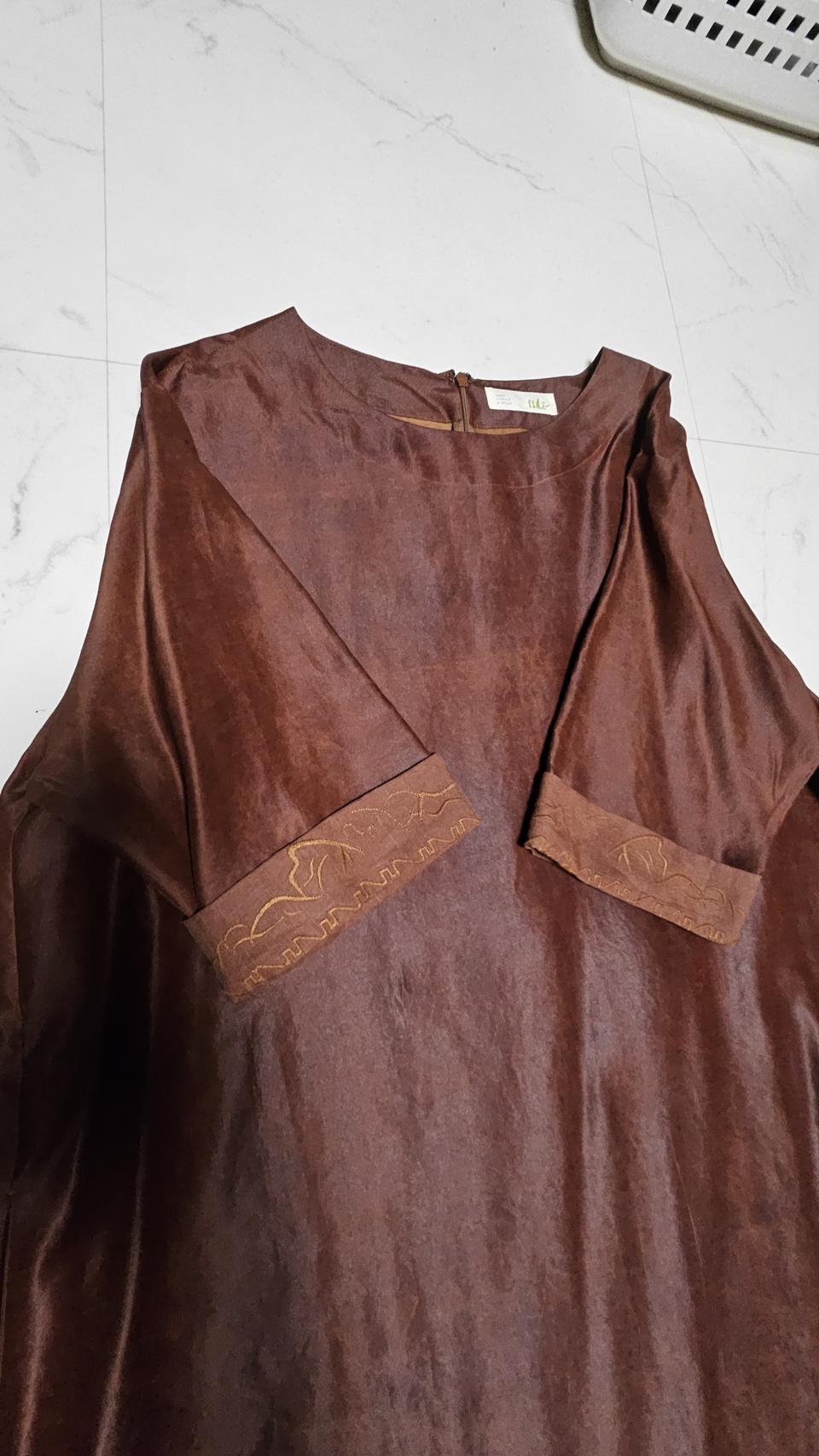 이새 진흙염 상의