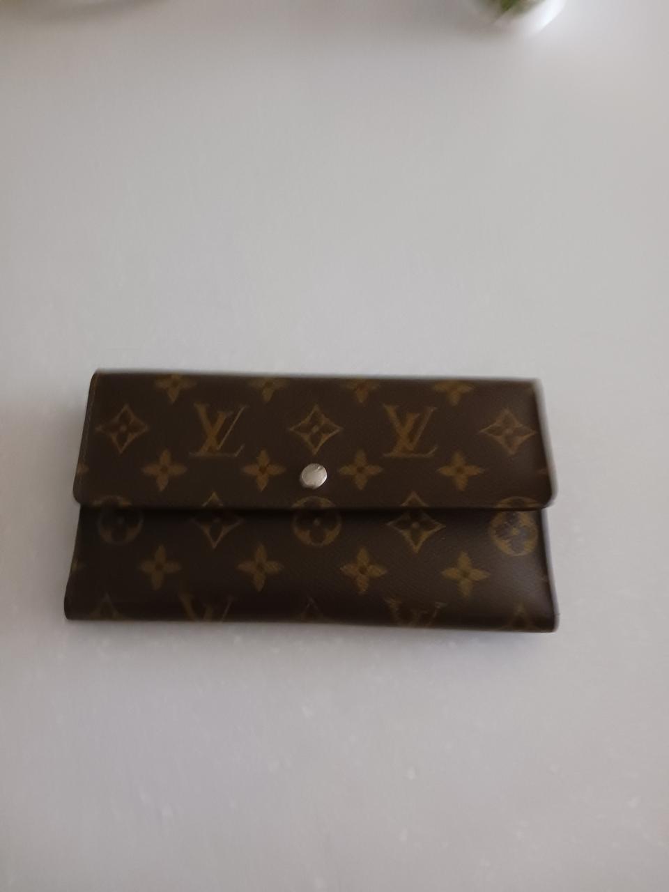 루이비통 장지갑