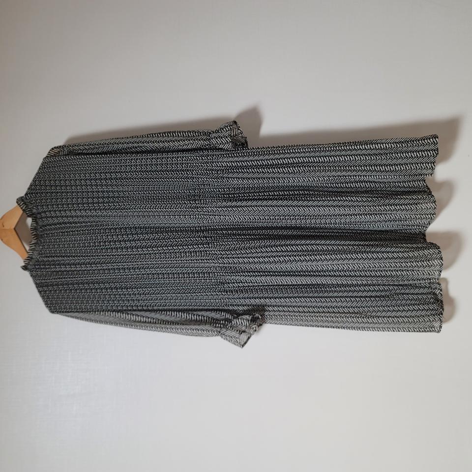 편하게 입기 좋은 패턴 플리츠 원피스