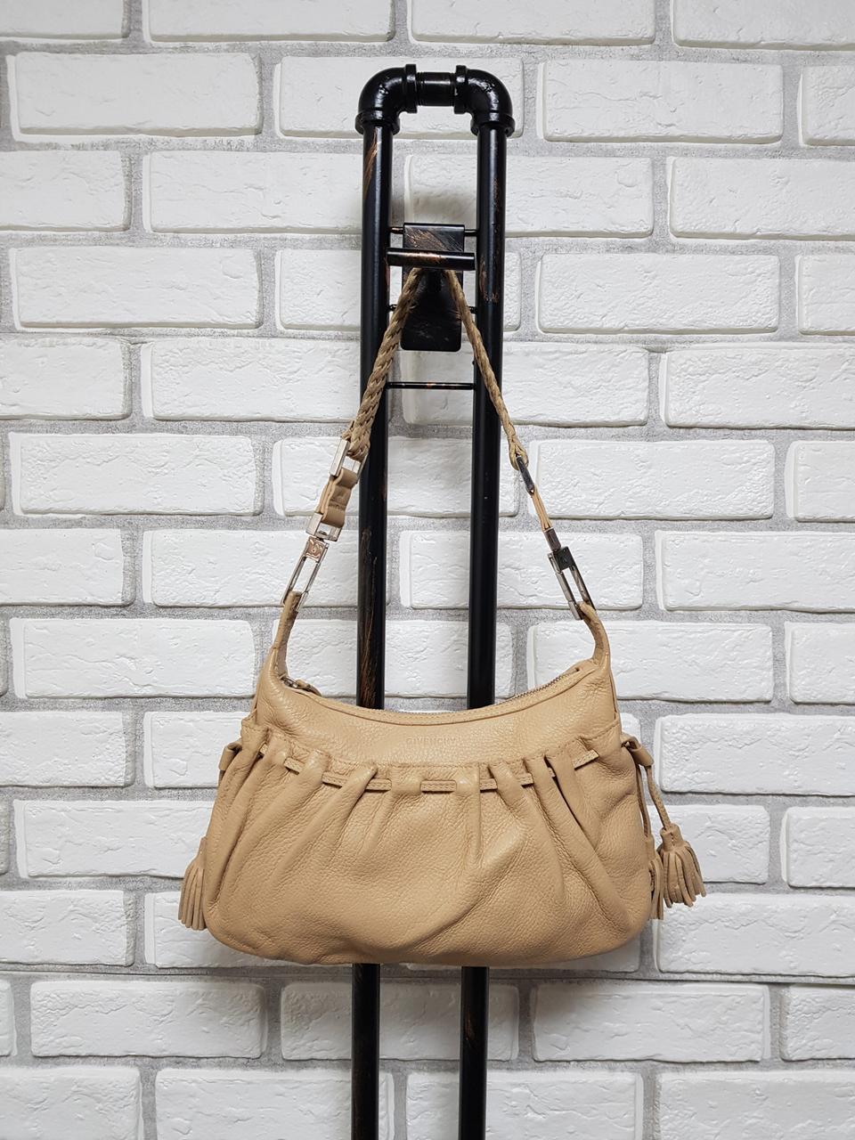 [정품] 지방시 미니 테슬 숄더백