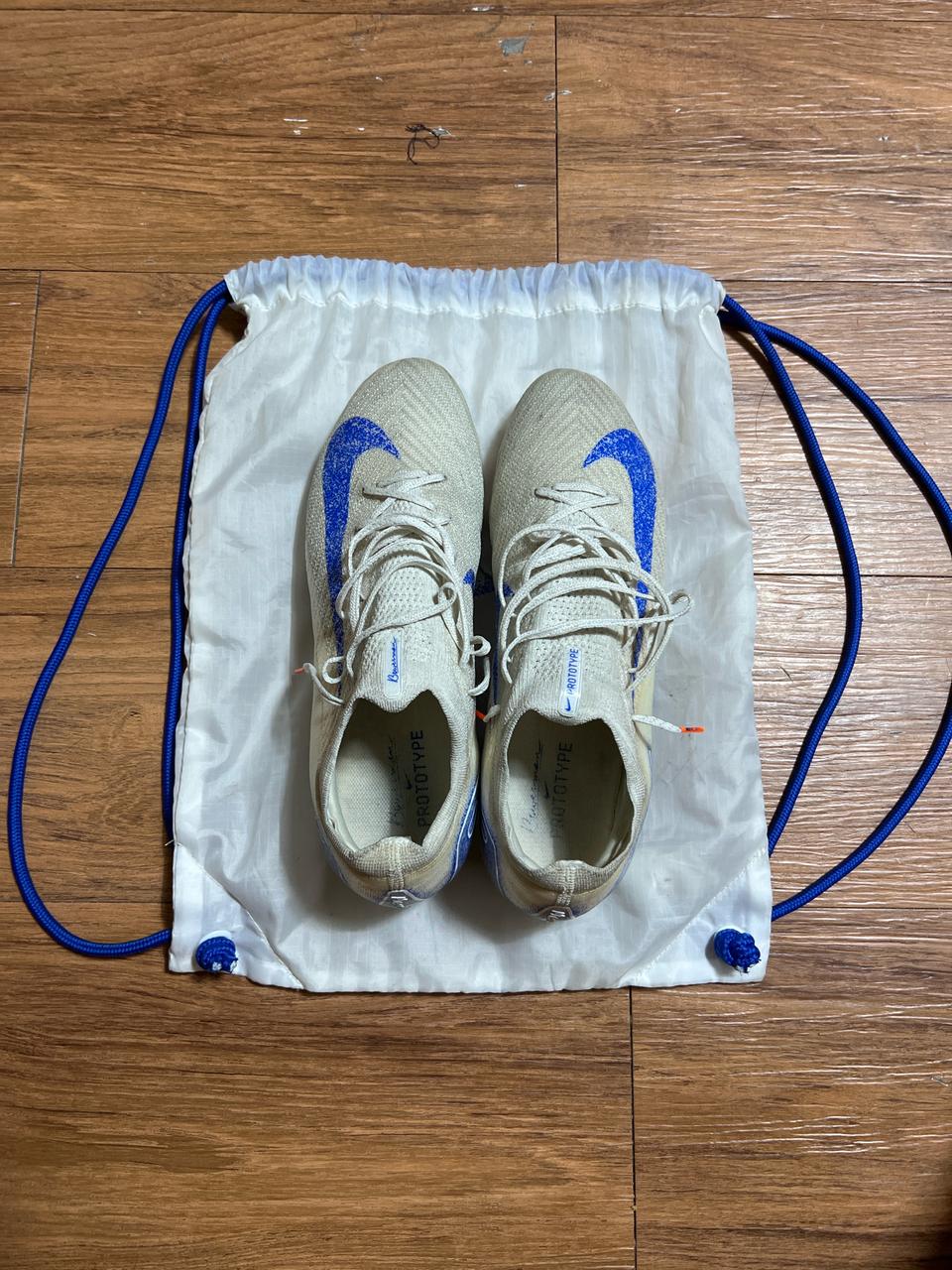 나이키 머큐리얼 베이퍼 16 블루 한정판 축구화(280mm)팝니다