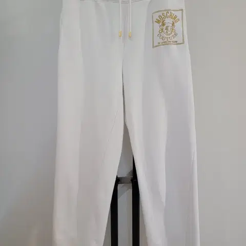 모스키노 정품 여성용 트레이닝 팬츠 55~66 추천