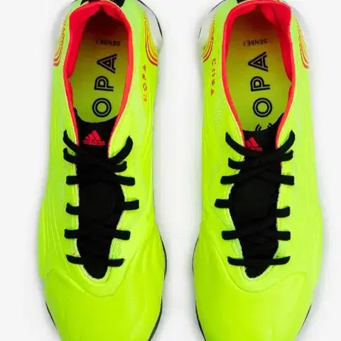 [새상품+무배] 아디다스풋살화 정품 축구화 고급 튼튼 편한 운동 축구