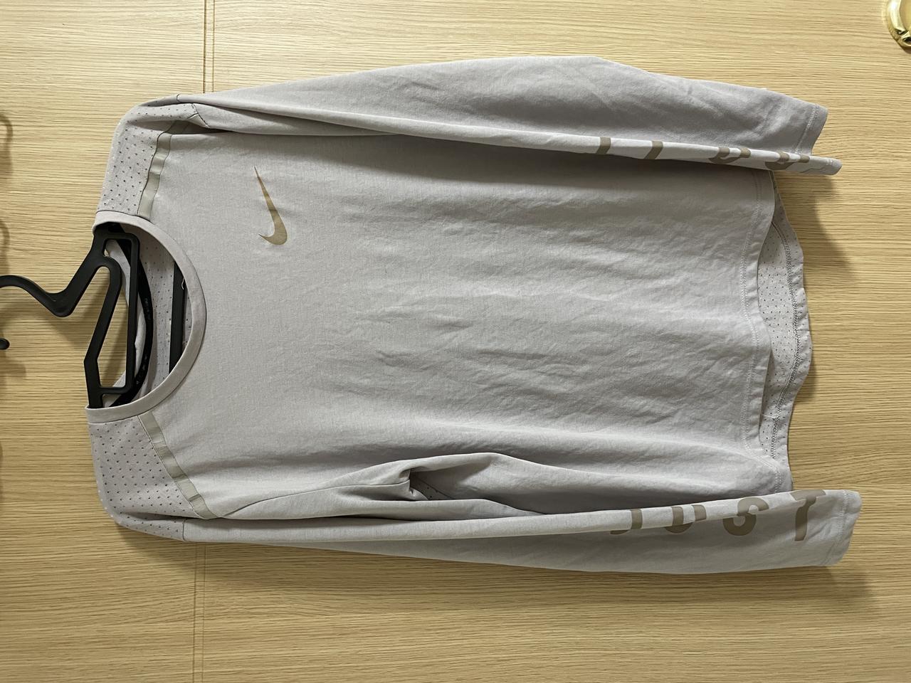 정품 나이키 러닝 롱슬리브 [L]