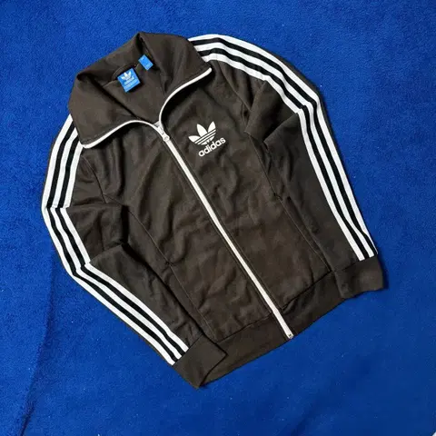 아디다스 유로파 져지