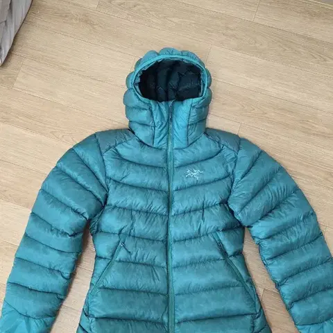 아크테릭스 세륨 lt 후디 여성 xs