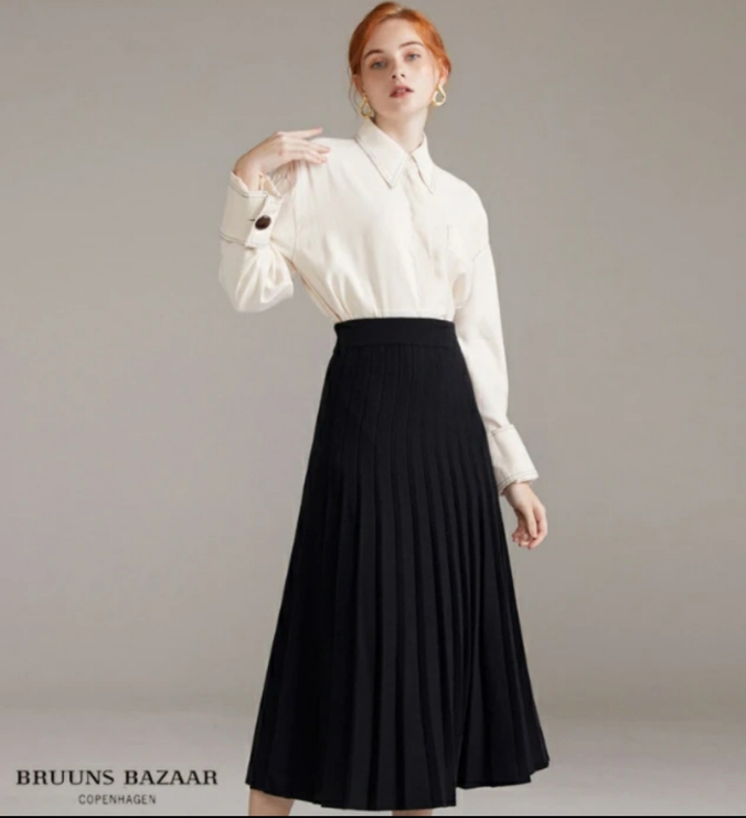 (새상품)브룬스바자 니트스커트 (마지막 가격내림)